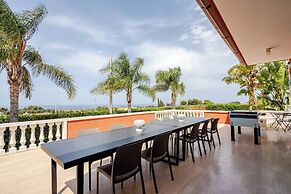 Villa strepitosa con vista mare