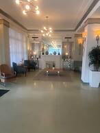 Broadmore Miami Beach