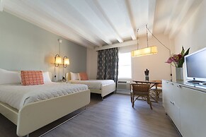 Broadmore Miami Beach