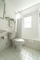 Broadmore Miami Beach