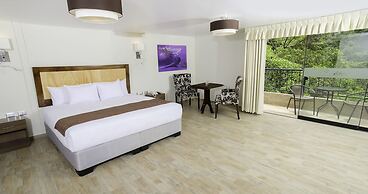 Golden Sunrise Machupicchu