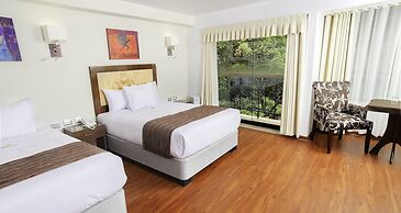 Golden Sunrise Machupicchu