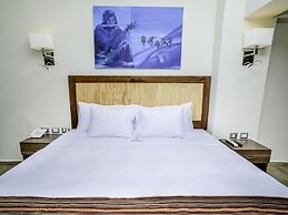 Golden Sunrise Machupicchu