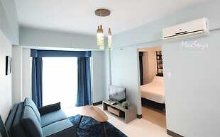 Max Stays Max Style at Parkside Villas