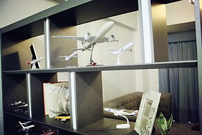 Max Stays Max Style at Parkside Villas