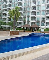 Max Stays Max Style at Parkside Villas