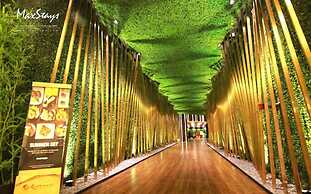 Max Stays Max Style at Parkside Villas