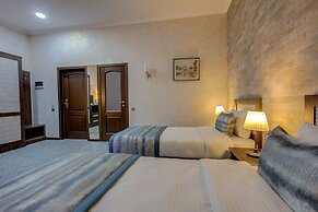 Bishkek Centrum Hotel