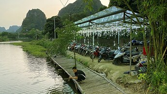 Quoc Khanh Bamboo Homestay - Hostel