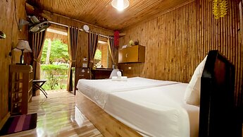 Quoc Khanh Bamboo Homestay - Hostel