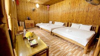 Quoc Khanh Bamboo Homestay - Hostel