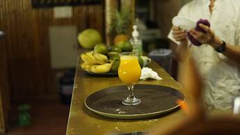 Quoc Khanh Bamboo Homestay - Hostel