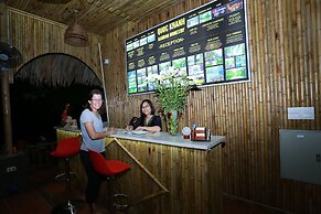 Quoc Khanh Bamboo Homestay - Hostel