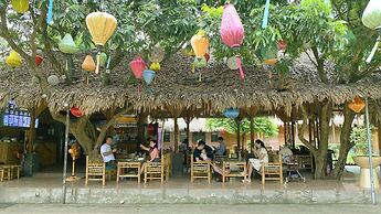Quoc Khanh Bamboo Homestay - Hostel