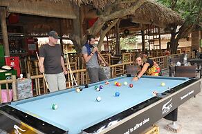 Quoc Khanh Bamboo Homestay - Hostel