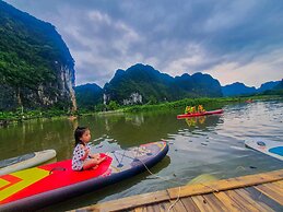 Quoc Khanh Bamboo Homestay - Hostel