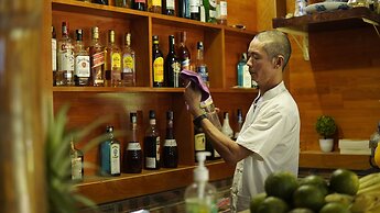 Quoc Khanh Bamboo Homestay - Hostel