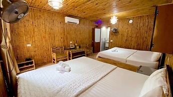 Quoc Khanh Bamboo Homestay - Hostel