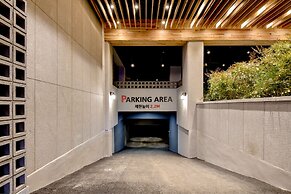 BLANC Business Hotel