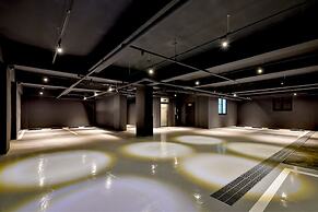 BLANC Business Hotel