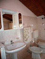 Appartamenti Casa Rita & Antica Corte Ginevra