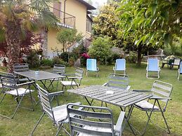 Appartamenti Casa Rita & Antica Corte Ginevra