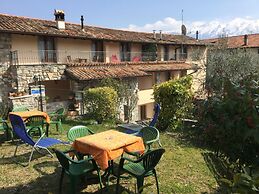 Appartamenti Casa Rita & Antica Corte Ginevra