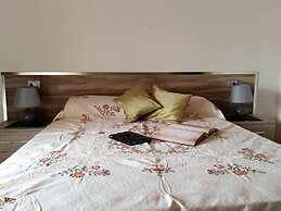 Appartamenti Casa Rita & Antica Corte Ginevra