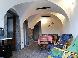 Appartamenti Casa Rita & Antica Corte Ginevra