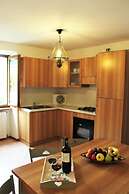 Appartamenti Casa Rita & Antica Corte Ginevra