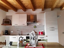 Appartamenti Casa Rita & Antica Corte Ginevra