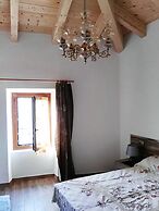 Appartamenti Casa Rita & Antica Corte Ginevra