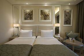 Singhania Sarovar Portico Raipur