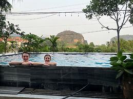 Anna Tham Hotel View