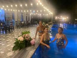 Anna Tham Hotel View