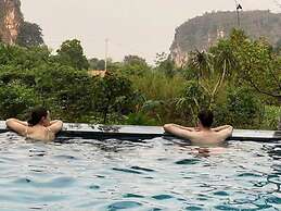 Anna Tham Hotel View