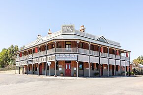 Dukes Inn Northam