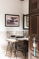 Harismari Cozy Hotel