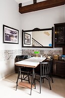 Harismari Cozy Hotel