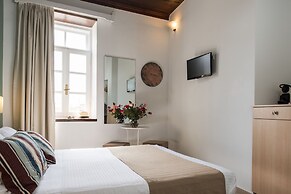 Harismari Cozy Hotel