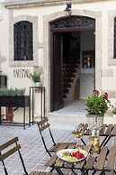 Harismari Cozy Hotel