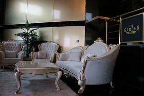 The Garden Otel