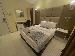 Box Residence Hotel & Apartment