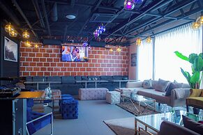 Box Residence Hotel & Apartment