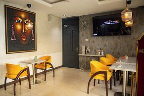Box Residence Hotel & Apartment
