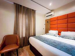 Box Residence Hotel & Apartment