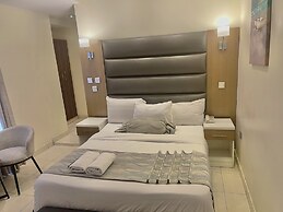 Box Residence Hotel & Apartment