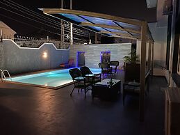 Box Residence Hotel & Apartment