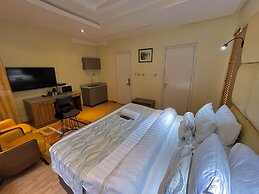 Box Residence Hotel & Apartment