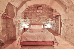 Mosaic Cave Hotel
